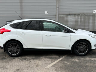 2016 Ford Focus III Рестайлинг, белый, 849000 рублей, вид 4