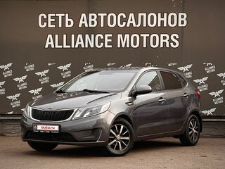 2013 Kia Rio III, серый, 720000 рублей, вид 3