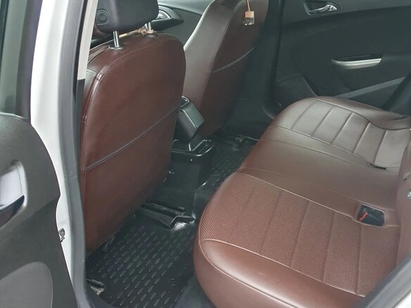 2011 Opel Astra J, белый, 550000 рублей - вид 13