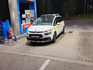 2018 Citroen C4 Picasso Grand II Рестайлинг, белый, 890000 рублей, вид 2