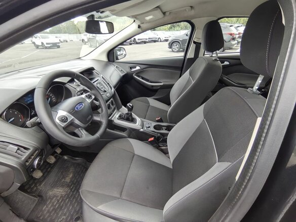 2014 Ford Focus III, чёрный, 980000 рублей - вид 8