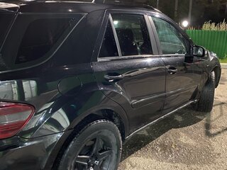 2006 Mercedes-Benz M-Класс 350 II (W164), чёрный, 600000 рублей, вид 4
