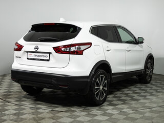 2017 Nissan Qashqai II, белый, 1129777 рублей, вид 5