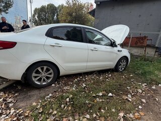 2016 Kia Rio III Рестайлинг, белый, 850000 рублей, вид 2