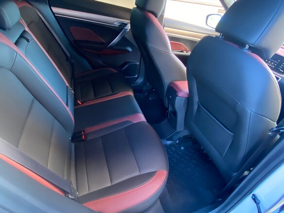 2023 Geely Coolray I, белый, 1890000 рублей - вид 12