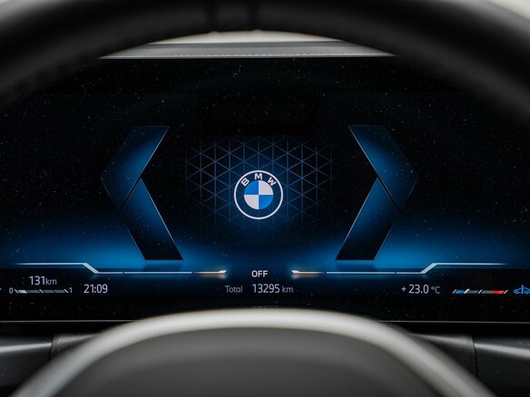 2024 BMW 4 серии 420i G22, G23, G26 Рестайлинг, белый - вид 31