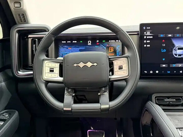 2026 BYD FangChengBao Leopard 5 47.8 kWh I Рестайлинг, серый, 7600000 рублей - вид 13