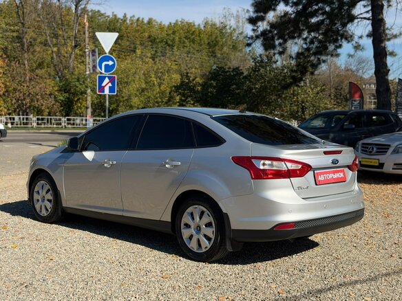 2012 Ford Focus III, серебристый, 830000 рублей - вид 5