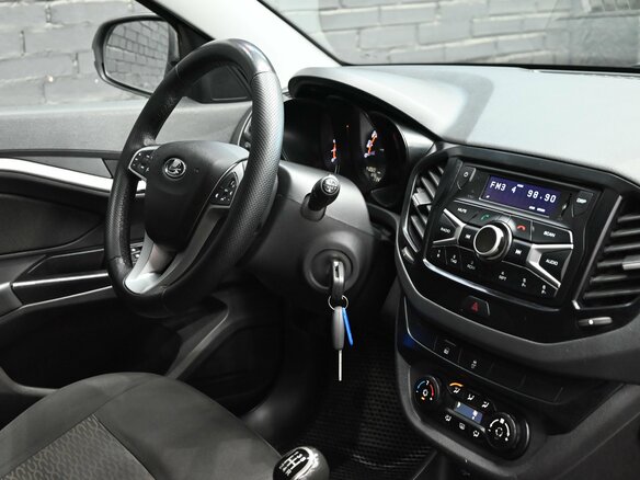 2019 Lada (ВАЗ) Vesta SW I, коричневый, 600000 рублей - вид 13