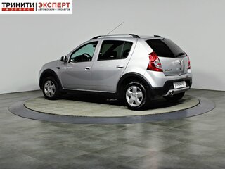 2014 Renault Sandero Stepway I, серебристый, 497000 рублей, вид 4