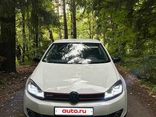 2009 Volkswagen Golf VI, белый, 730000 рублей, вид 3