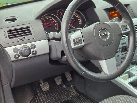 2009 Opel Astra H Рестайлинг, голубой, 425000 рублей - вид 2