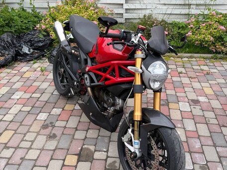 2008 Ducati Monster 1100, красный, 670000 рублей, вид 1