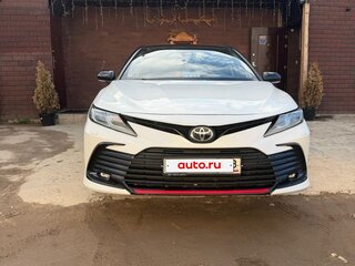 2021 Toyota Camry VIII (XV70) Рестайлинг, белый, 2999999 рублей, вид 3