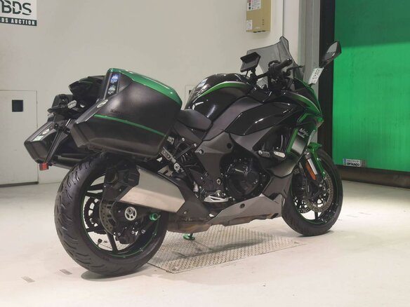 2021 Kawasaki Ninja 1000 SX, чёрный - вид 4