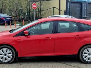 2013 Ford Focus III, красный, 795000 рублей, вид 5