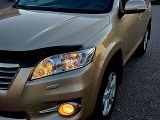 2012 Toyota RAV4 III (XA30) Рестайлинг, бежевый, 1650000 рублей, вид 1