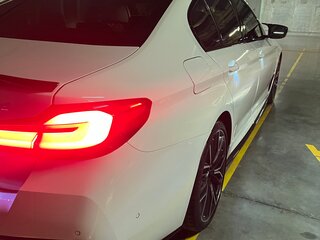 2021 BMW 5 серии 530d xDrive VII (G30/G31/G38) Рестайлинг, белый, 6700000 рублей, вид 4