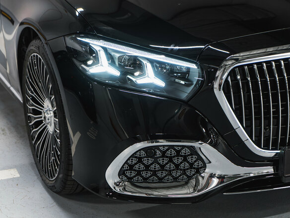 2026 Mercedes-Benz Maybach S-Класс 580 II (Z223) Рестайлинг, чёрный, 39490000 рублей - вид 4