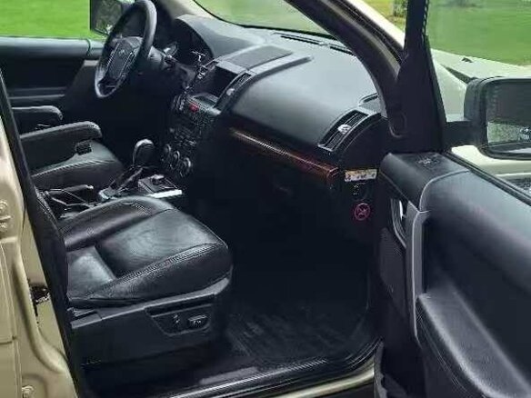 2008 Land Rover Freelander II, бежевый, 800000 рублей - вид 7