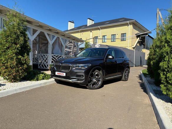 2022 BMW X5 40i IV (G05/G18), серый - вид 1