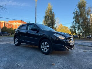 2011 Nissan Qashqai I Рестайлинг, чёрный, 900000 рублей, вид 1