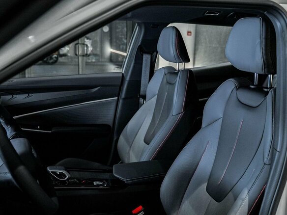 2026 Geely Cityray, белый, 3314990 рублей - вид 5