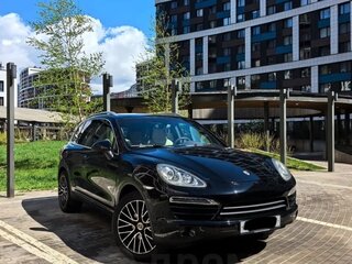 2011 Porsche Cayenne Diesel II (958), чёрный, 2650000 рублей, вид 3