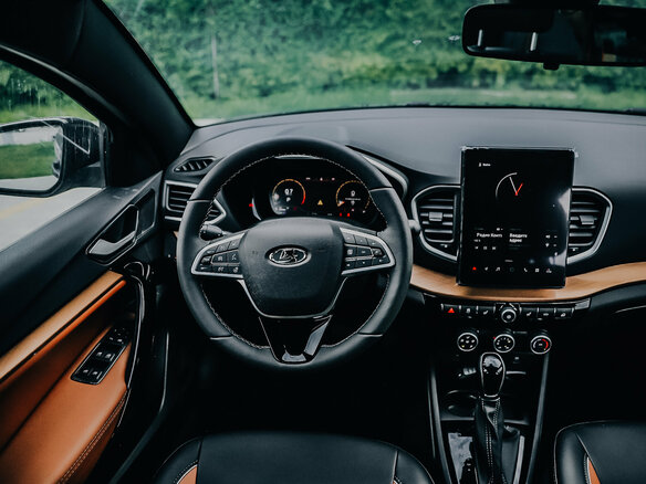 2026 Lada (ВАЗ) Vesta SW Cross I Рестайлинг (NG), чёрный, 2250000 рублей - вид 9