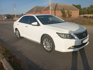 2014 Toyota Camry VII (XV50), белый, 1250000 рублей, вид 3