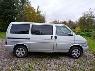 2001 Volkswagen Multivan T4, серебристый, 900000 рублей, вид 2