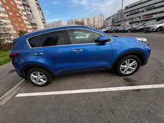 2018 Kia Sportage IV Рестайлинг, синий, 1670000 рублей, вид 2