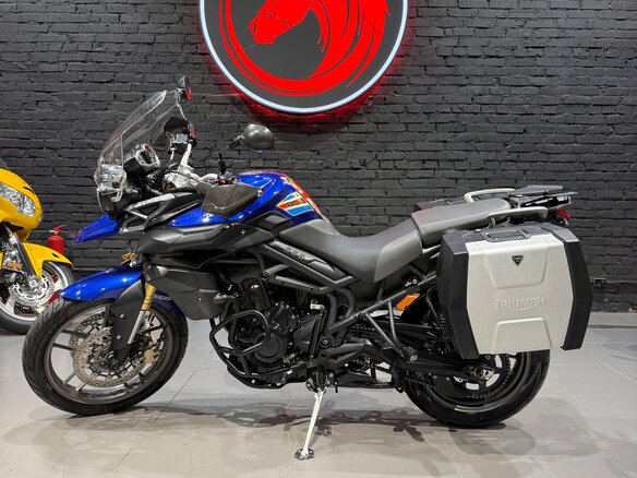 2013 Triumph Tiger 800, синий, 585000 рублей - вид 11