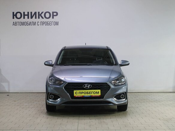 2017 Hyundai Solaris II, серый, 1309000 рублей - вид 4