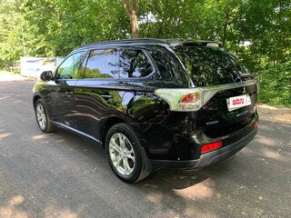 2012 Mitsubishi Outlander III, чёрный, 1500000 рублей, вид 5