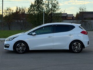 2015 Kia Ceed II Рестайлинг, белый, 659000 рублей, вид 2