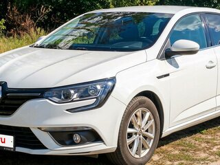 2018 Renault Megane IV, белый, 1450000 рублей, вид 4