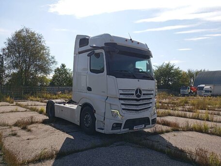2021 Mercedes-Benz Actros, белый, 5495000 рублей, вид 2