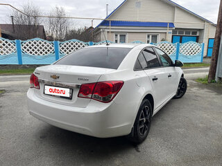 2011 Chevrolet Cruze I, белый, 588000 рублей, вид 2