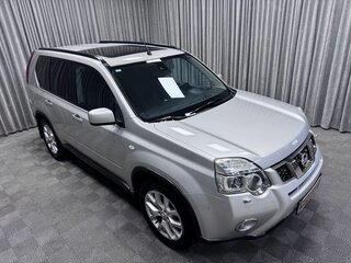 2011 Nissan X-Trail II Рестайлинг, серебристый, 1220000 рублей, вид 4