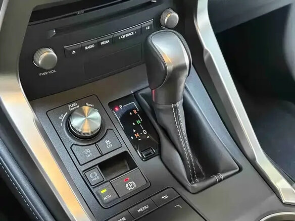 2020 Lexus NX 200 I Рестайлинг, серый - вид 14
