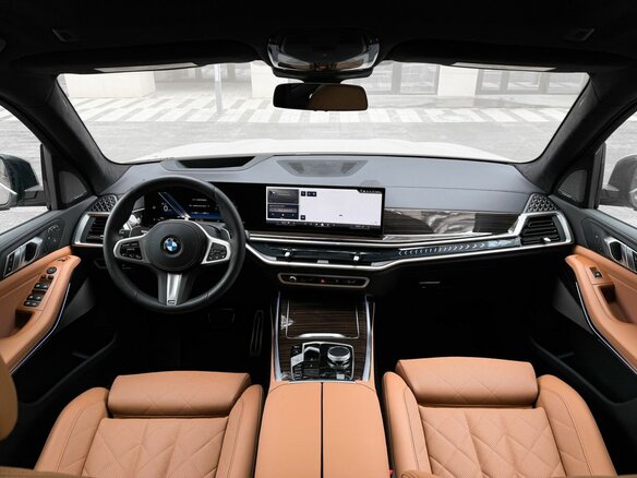 2025 BMW X7 40i I (G07) Рестайлинг, серый, 13999000 рублей - вид 10