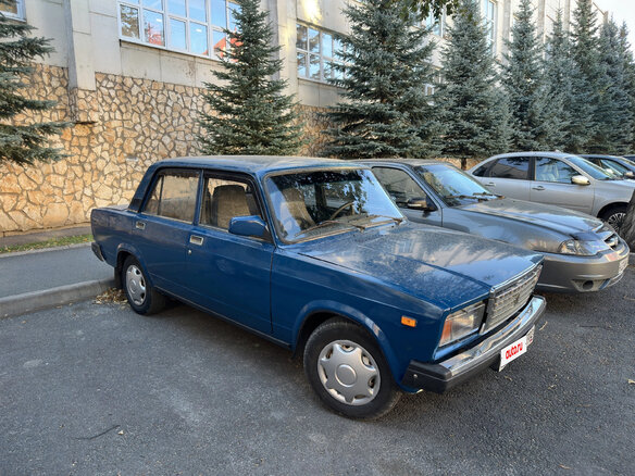 2004 Lada (ВАЗ) 2107, синий, 145000 рублей - вид 2