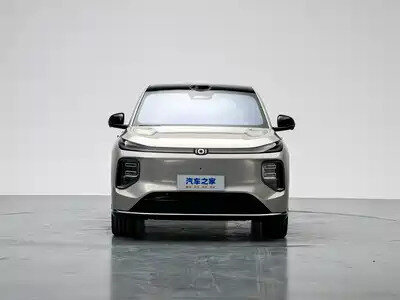 2026 Changan Qiyuan Q07 31.7 kWh, серебристый, 3660000 рублей, вид 2