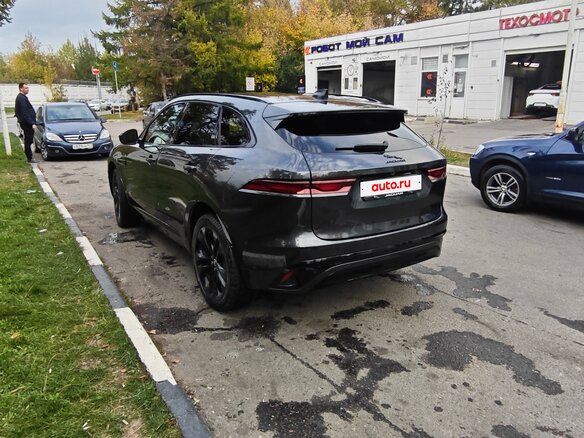2023 Jaguar F-Pace I Рестайлинг, серый, 6300000 рублей - вид 2