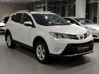 2013 Toyota RAV4 IV (XA40), белый, 1595000 рублей, вид 3