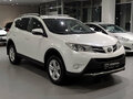 2013 Toyota RAV4 IV (XA40), белый - вид 2