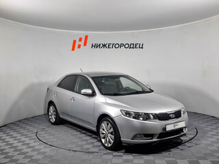 2013 Kia Cerato 6-speed II, серебристый, 879000 рублей, вид 3
