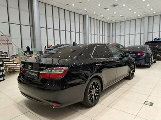 2015 Toyota Camry VII (XV50) Рестайлинг, чёрный, 1850000 рублей, вид 5