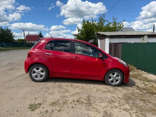 2007 Toyota Vitz II (XP90), красный, 420000 рублей, вид 4